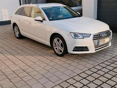 Gebraucht Audi A4 Design 150 PS (110 kW) 2018 Weiß Kombi