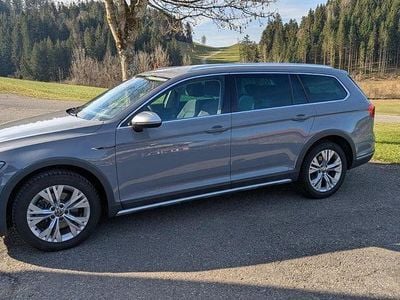 Gebraucht VW Passat Alltrack 200 PS (147 kW) 2022 Grau Kombi