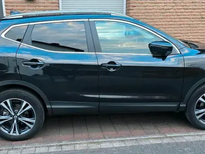 Gebraucht Nissan Qashqai Zama 143 PS (105 kW) 2021 Schwarz SUV