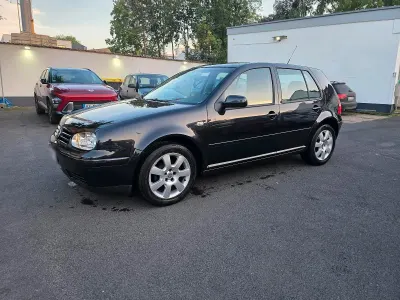 Gebraucht VW Golf IV 75 PS (55 kW) 2003 Schwarz Kleinwagen