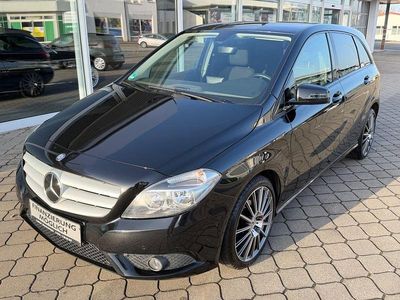 Gebraucht Mercedes B180 AMG Edition 1 122 PS (89 kW) 2013 Schwarz Van / Kleinbus