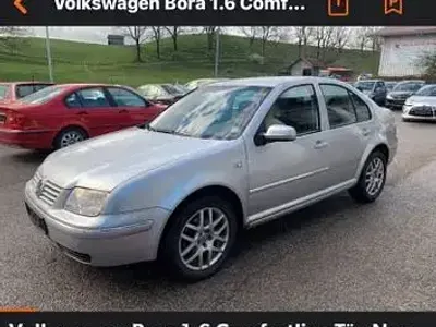 Gebraucht VW Bora Comfortline 105 PS (77 kW) 2002 Silber Limousine