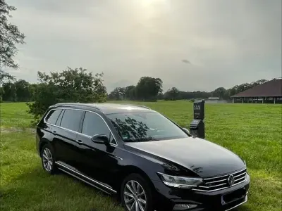 Gebraucht VW Passat R-line 190 PS (139 kW) 2019 Schwarz Kombi