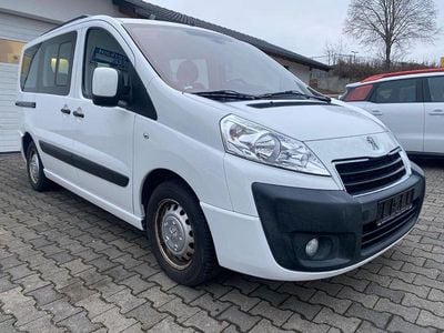 Gebraucht Peugeot TePee Allure 163 PS (119 kW) 2015 Weiß Van / Kleinbus