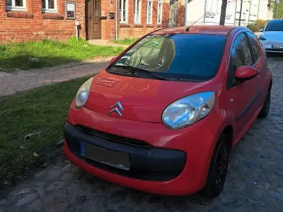 Gebraucht Citroën C1 68 PS (50 kW) 2007 Rot Kleinwagen