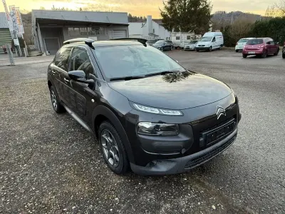 Używany Citroën C4 Feel 99 KM (72 kW) 2016 Czarny Sedan/Limuzyna