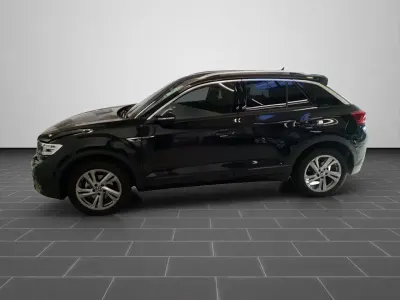 Gebraucht VW T-Roc R-line 150 PS (110 kW) 2025 Deep black perleffekt (metallic) SUV
