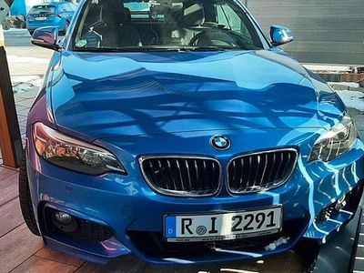 Gebraucht BMW 220 Sport Line 190 PS (139 kW) 2015 Blau Cabrio