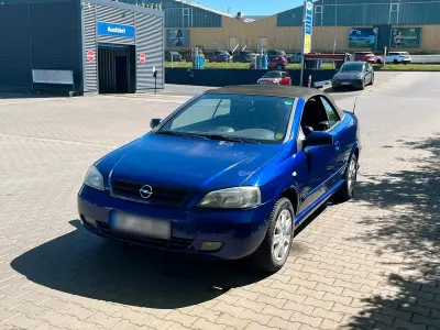 Gebraucht Opel Astra Cabriolet 147 PS (108 kW) 2010 Blau Cabrio