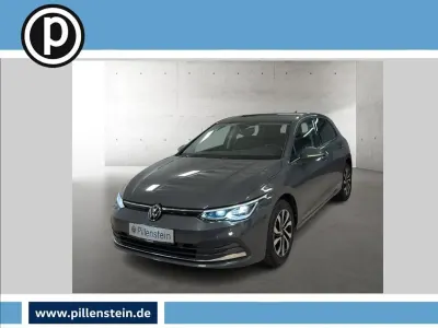 Brugt VW Golf VIII Active 150 HK (110 kW) 2023 Grå Sedan