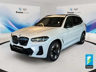 Gebraucht BMW iX3 Impressive 210 kW (286 PS) 2023 Weiß SUV
