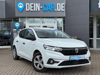 Gebraucht Dacia Sandero Essentiel 67 PS (49 kW) 2021 Weiß Kleinwagen