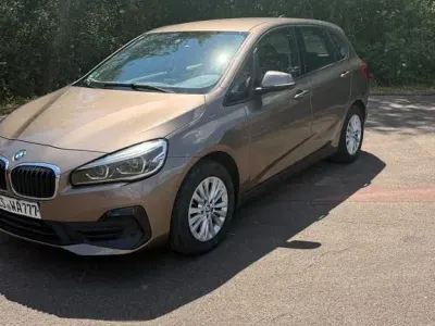 Gebraucht BMW 218 Active Tourer 140 PS (102 kW) 2019 Beige Van / Kleinbus