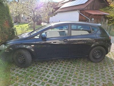 Usata Seat Leon Style 140 CV (102 kW) 2010 Nero Utilitaria
