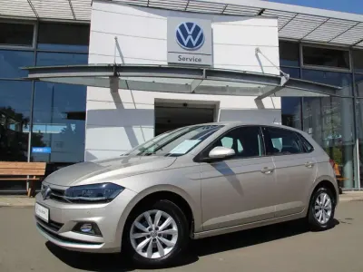 Gebraucht VW Polo Highline 95 PS (69 kW) 2019 Silber Kleinwagen
