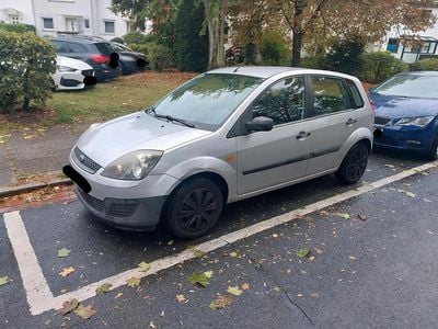 Gebraucht Ford Fiesta 60 PS (44 kW) 2006 Grau Kleinwagen