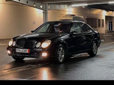 Gebraucht Mercedes E320 221 PS (162 kW) 2004 Schwarz Limousine