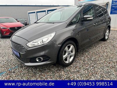 Grau Gebraucht 2016 Ford S-MAX Business Edition Van / Kleinbus | 7.700 € (Guter Preis)