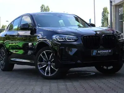 Gebraucht BMW X4 M Sport 360 PS (264 kW) 2023 Schwarz SUV