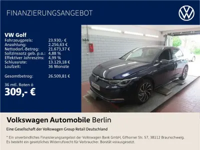 Gebraucht VW Golf VIII Style 131 PS (96 kW) 2023 Atlantic blue metallic Limousine