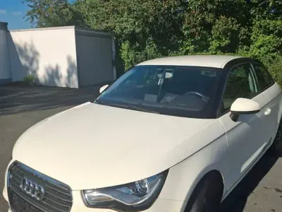 Gebraucht Audi A1 Ambition 90 PS (66 kW) 2014 Weiß Kleinwagen