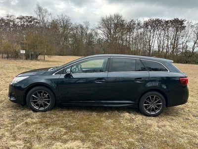 Gebraucht Toyota Avensis Edition-S 147 PS (108 kW) 2016 Blau Kombi