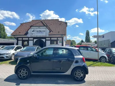 Gebraucht Smart ForFour Prime 71 PS (52 kW) 2018 Schwarz Kleinwagen