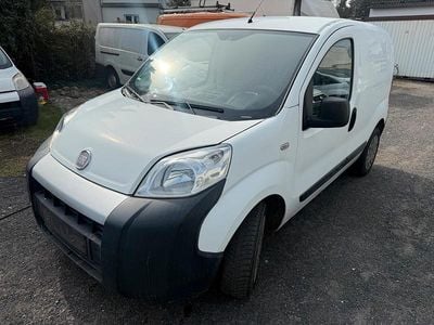 Gebraucht Fiat Fiorino 75 PS (55 kW) 2011 Weiß Van / Kleinbus