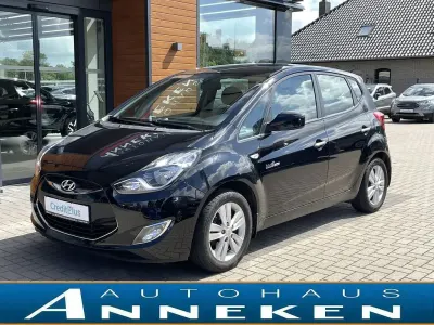 Gebraucht Hyundai ix20 125 PS (91 kW) 2014 Schwarz Kleinwagen
