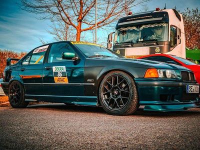 Gebraucht BMW 318 Performance 116 PS (85 kW) 1996 Grün Limousine