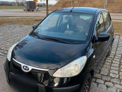 Gebraucht Hyundai i10 67 PS (49 kW) 2010 Schwarz Kleinwagen