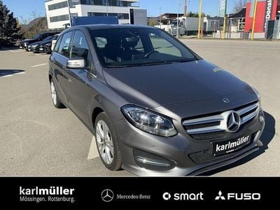 Gebraucht Mercedes B180 AMG line 122 PS (89 kW) 2018 Lack mountaingrau Van / Kleinbus