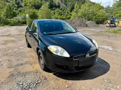 Gebraucht Fiat Bravo 90 PS (66 kW) 2009 Schwarz Kleinwagen