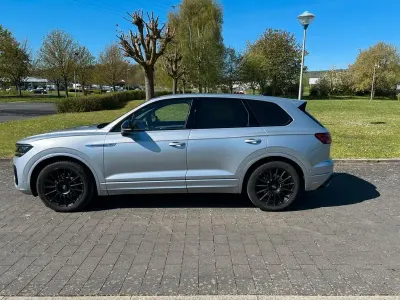 Gebraucht VW Touareg 286 PS (210 kW) 2019 Silber SUV