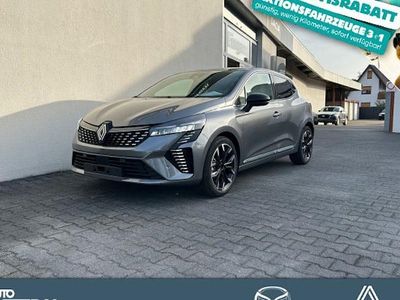 Grau Gebraucht 2024 Renault Clio V Techno Limousine | 15.989 € (Guter Preis)