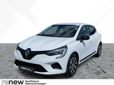 Gebraucht Renault Clio V Equilibre 67 PS (49 kW) 2023 Weiß Limousine