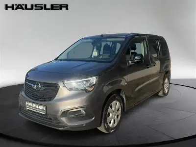 Używany Opel Combo Life Elegance 131 KM (96 kW) 2021 Szary SUV