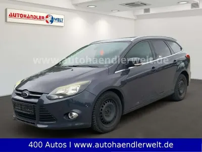 Gebraucht Ford Focus 116 PS (85 kW) 2012 Blau Kombi