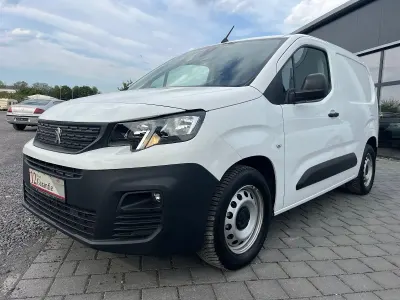 Gebraucht Peugeot Partner Premium 136 PS (100 kW) 2022 Van / Kleinbus
