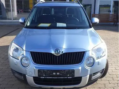 Gebraucht Skoda Yeti Adventure 140 PS (102 kW) 2014 Sharkblau metallic SUV