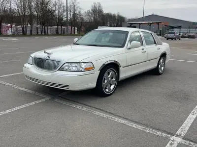 Gebraucht Lincoln Town Car 231 PS (169 kW) 2007 Weiß Limousine
