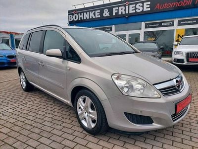 Beige Gebraucht 2009 Opel Zafira Edition Van / Kleinbus | 1.799 € (Guter Preis)