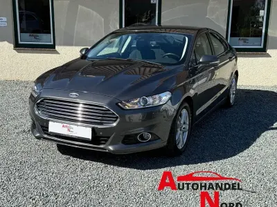 Gebraucht Ford Mondeo Titanium 160 PS (117 kW) 2018 Grau Limousine