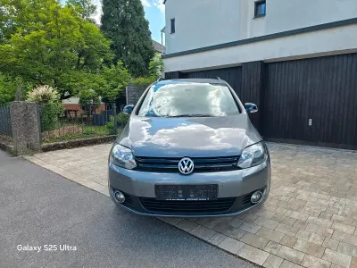 Gebraucht VW Golf VII Match 102 PS (75 kW) 2012 Grau Kleinwagen