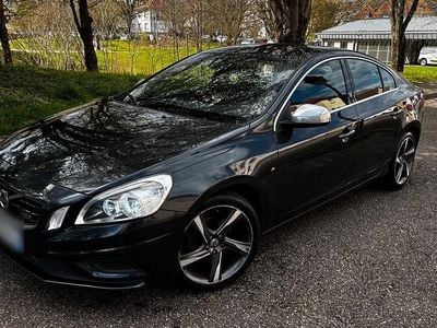Gebraucht Volvo S60 R-Design 163 PS (119 kW) 2012 Grau Limousine
