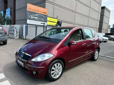 Gebraucht Mercedes A150 Elegance 95 PS (69 kW) 2005 Rot Kleinwagen