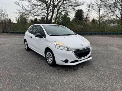 Usata Peugeot 208 Access 68 CV (50 kW) 2013 Bianco Utilitaria