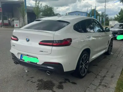 Gebraucht BMW X4 190 PS (139 kW) 2021 Weiß SUV
