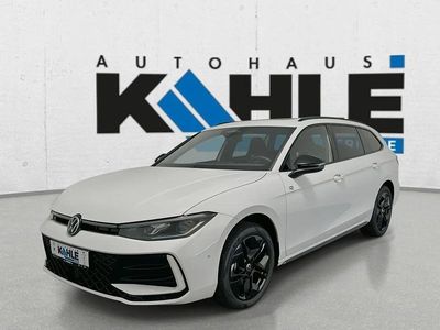 Neu VW Passat R-line 150 PS (110 kW) 2025 Weiß Limousine