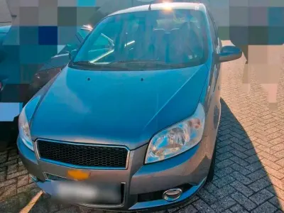 Gebraucht Chevrolet Aveo 105 PS (77 kW) 2009 Grau Kleinwagen